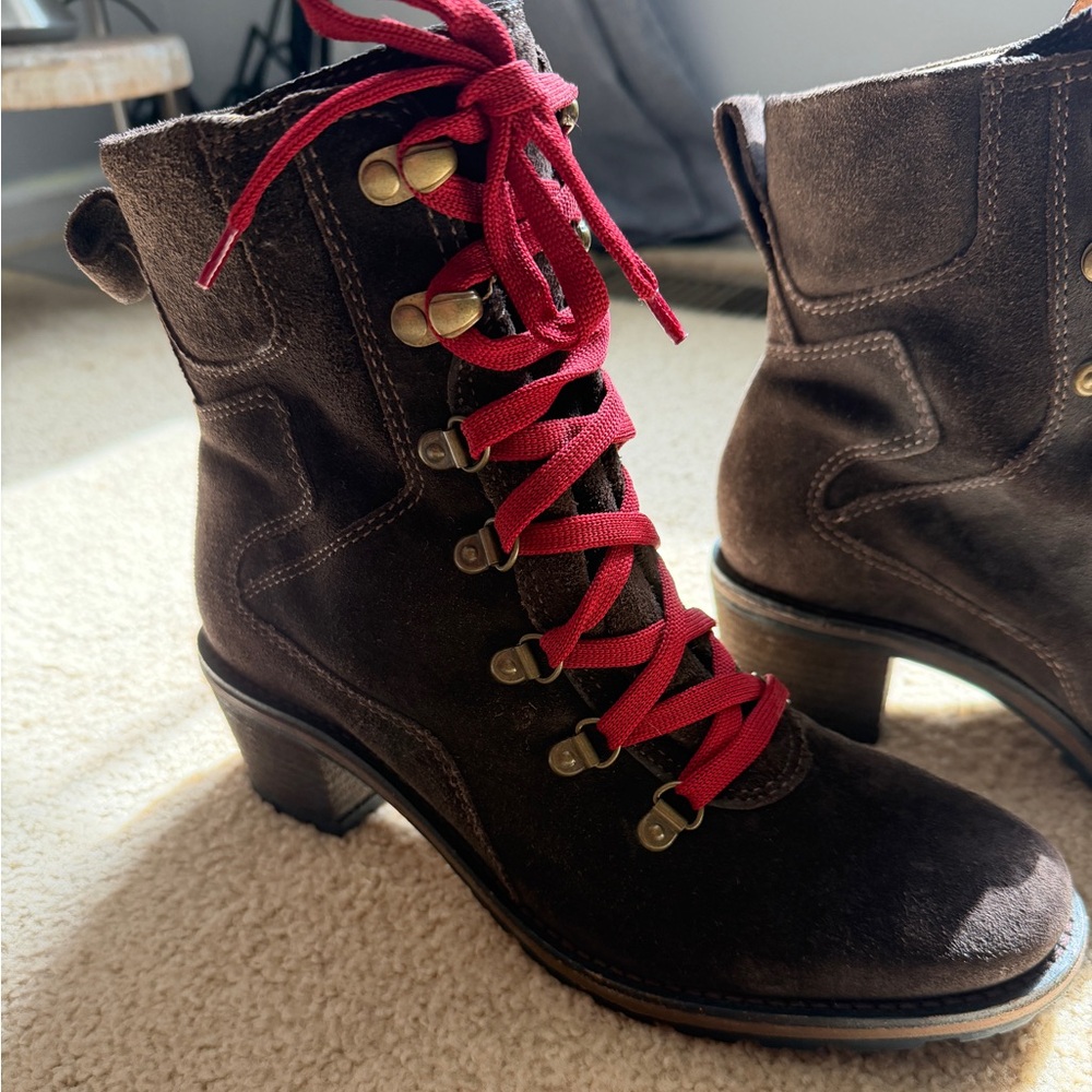 LL Bean Suede Boots 7.5 NWOT